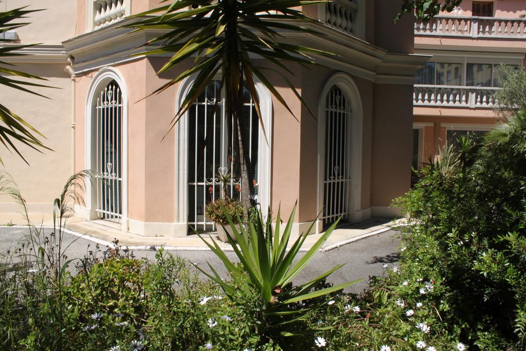 Apartment Villa Anahit Ніцца Екстер'єр фото