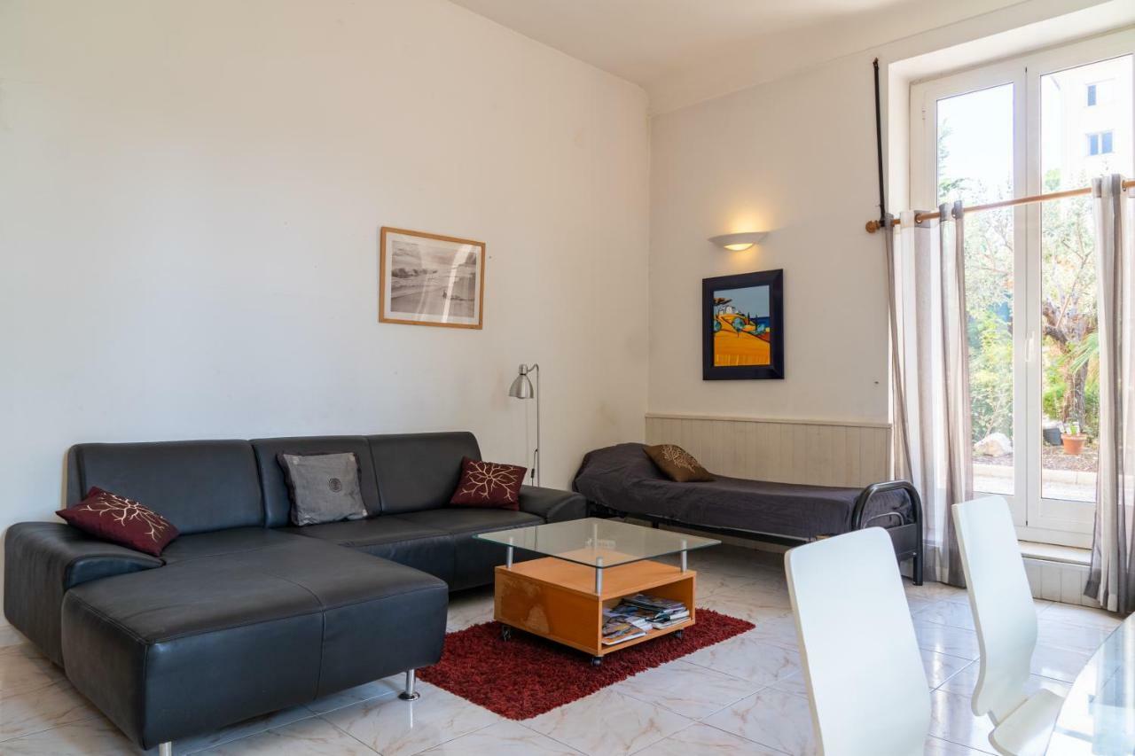 Apartment Villa Anahit Ніцца Екстер'єр фото